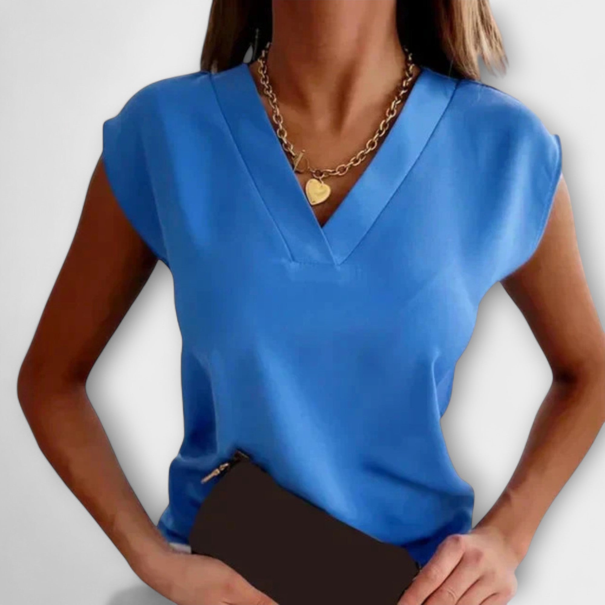 Релина - Дамска лятна блуза с V-образно деколте и свободни ръкави