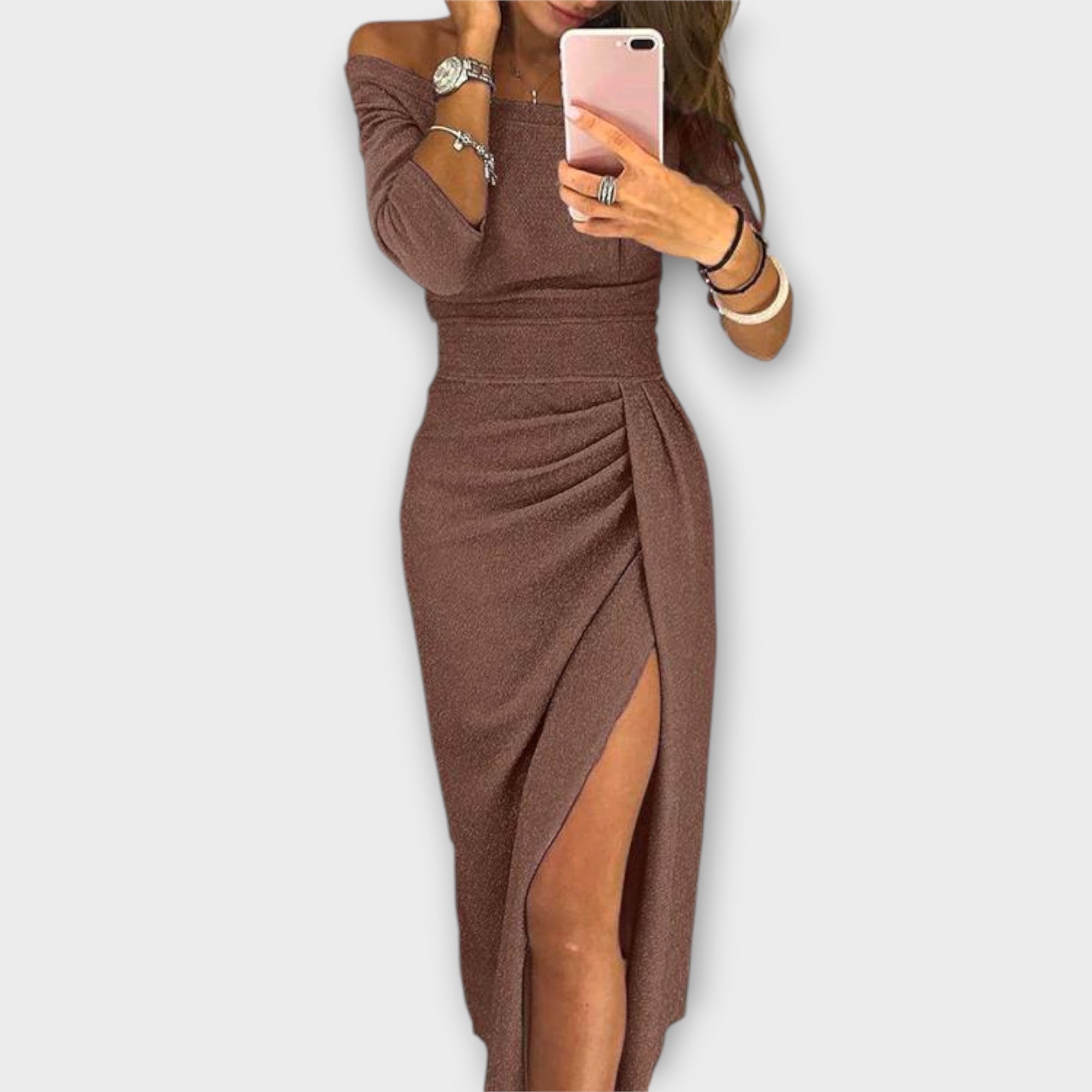 Златина - Елегантна рокля с открити рамене