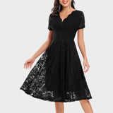 Ивана - Рокля с флорални пръстени