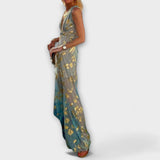 Илина - Рокля с V-образно деколте