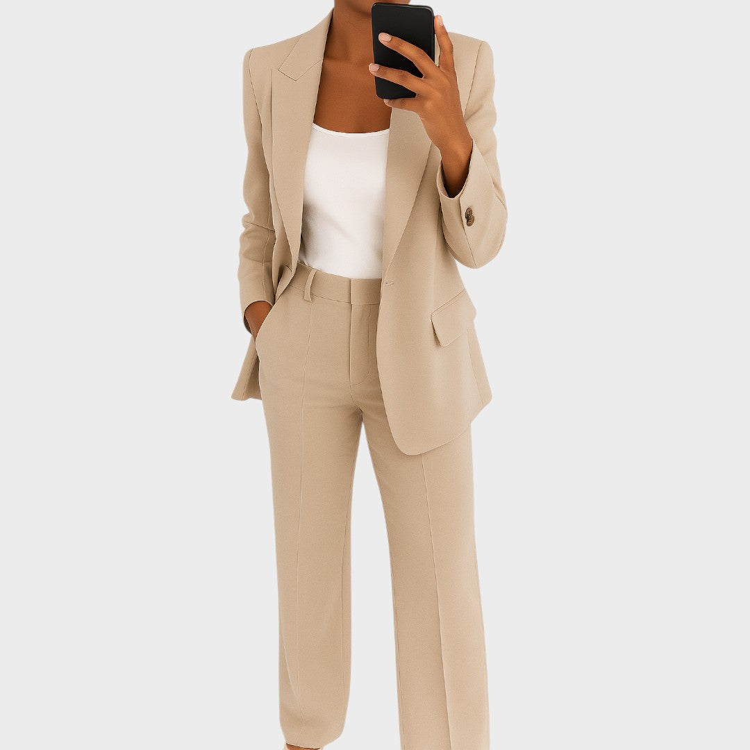 Юлиета - Костюм, който повишава самочувствието