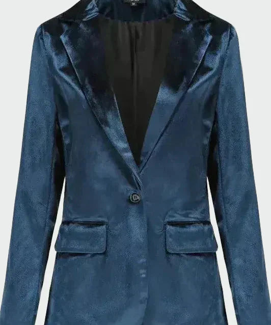 Августина - Кадифено яке