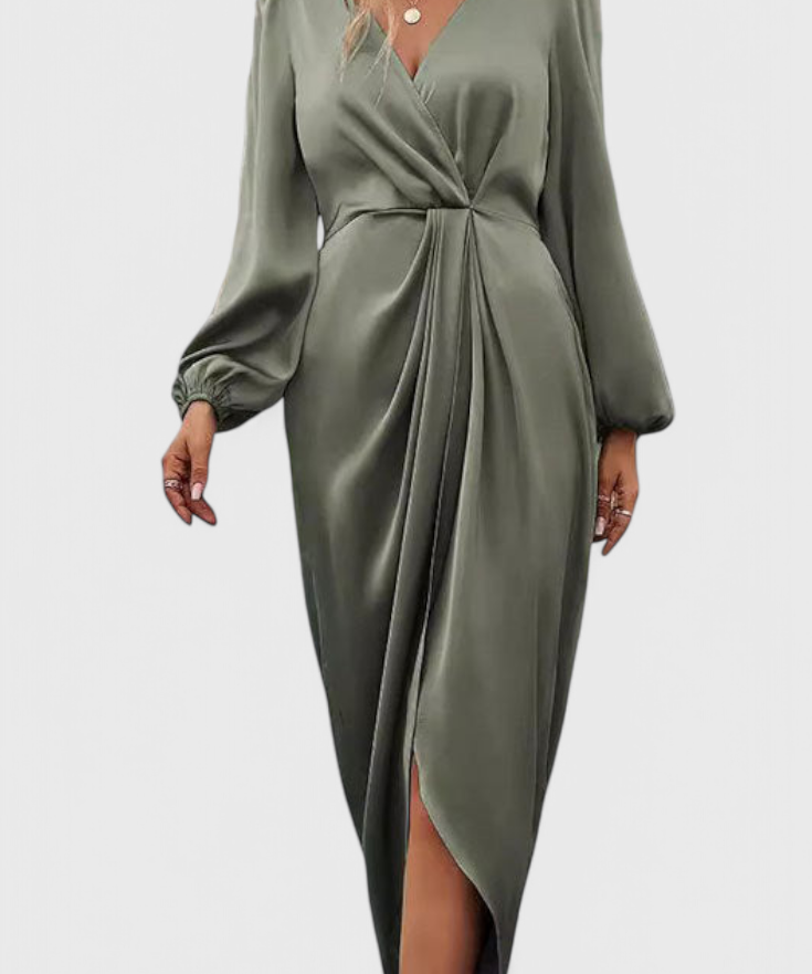 Аркня - Дълга сатенена рокля с страничен разрез