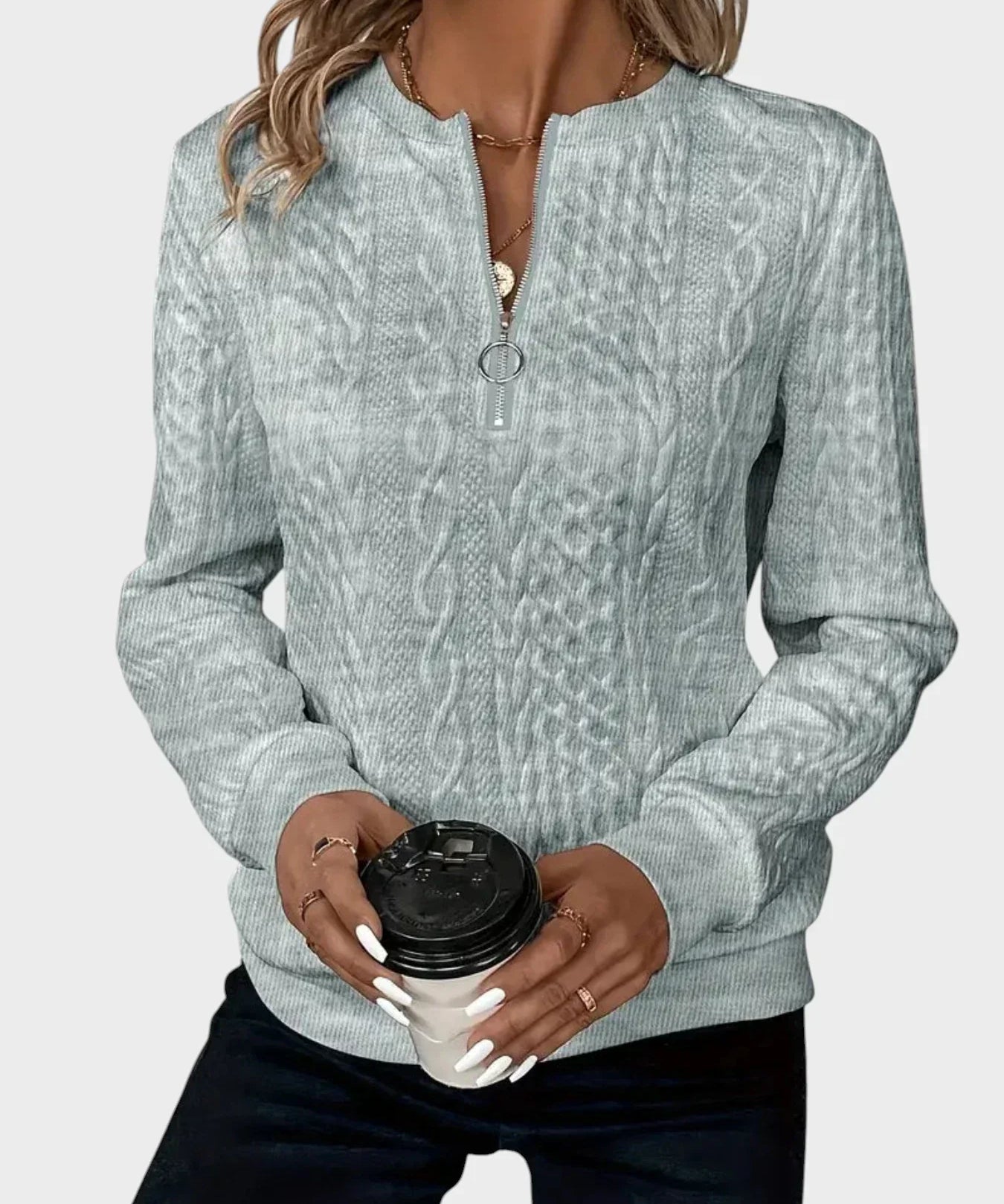 Бранислава - Дамски плетен пуловер с цип