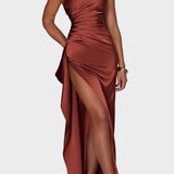 Елида - Макси рокля с едно рамо и висок цеп