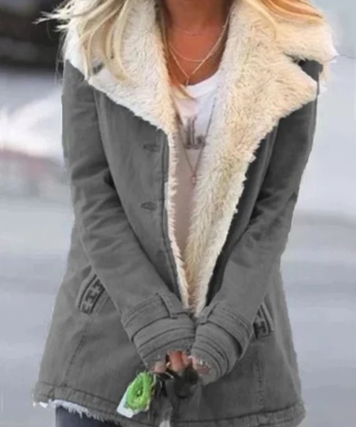 Лиарея - Елегантно Долно Яке