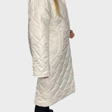 Велина – Двулицево капитонирано яке