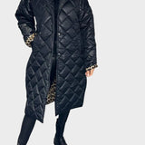 Велина – Двулицево капитонирано яке