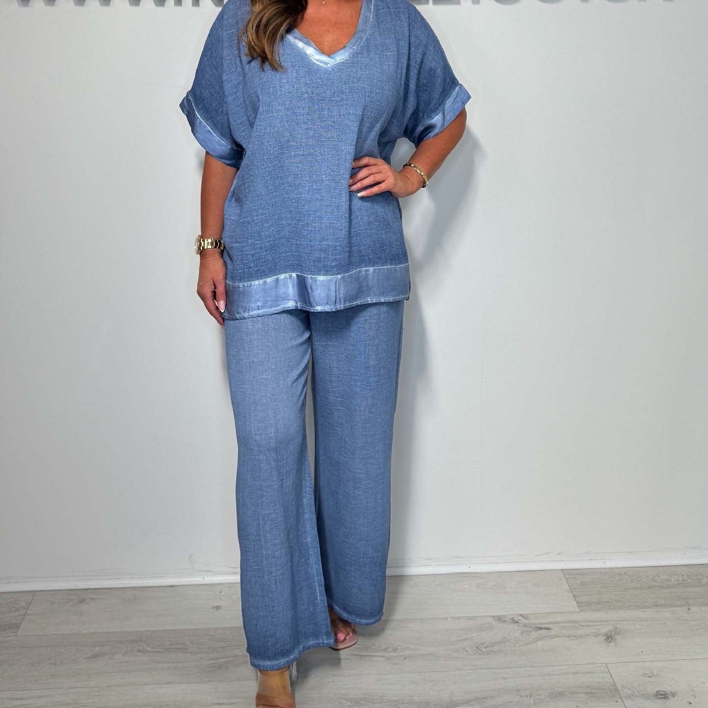 Зарсар - Ежедневен комплект от две части с V-образно деколте