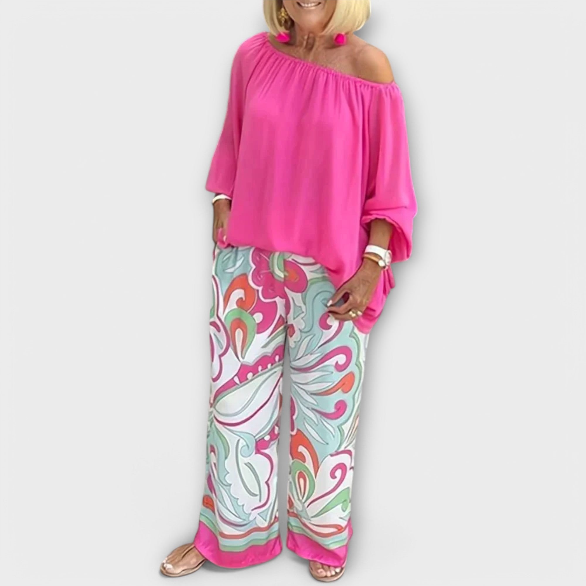 Луверия - Нежен Комплект от Две Части